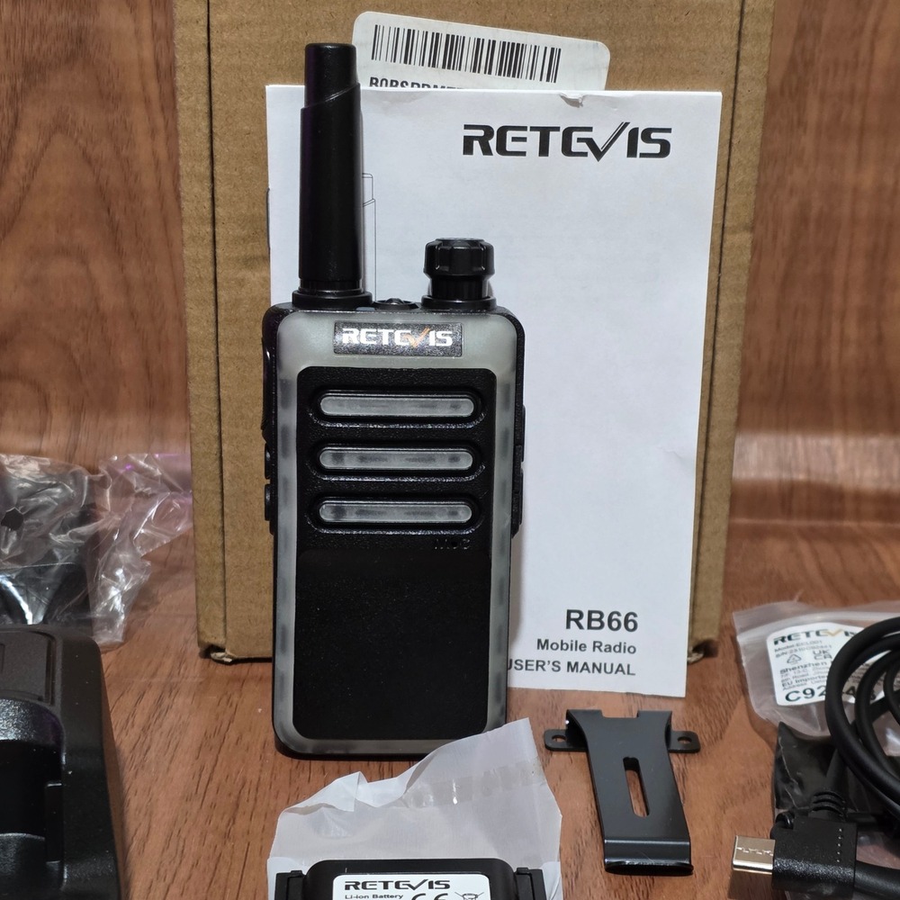 Retevis RB66 Portable Two Way Radio Walkie Talkie with BL666 Battery & Charger - Picture 2 of 10